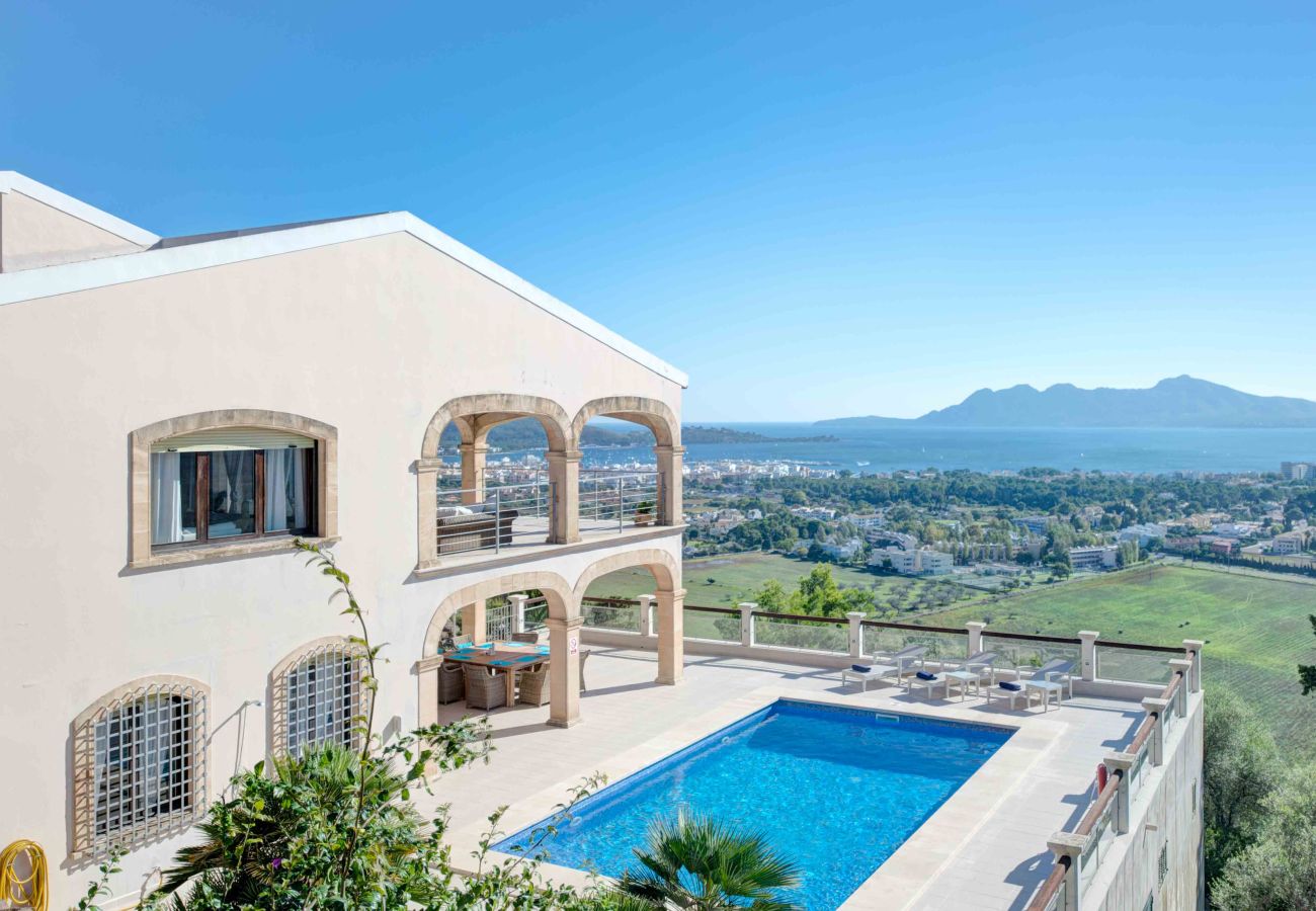 Villa en Port de Pollença - Villa de lujo con espectaculares vistas al mar