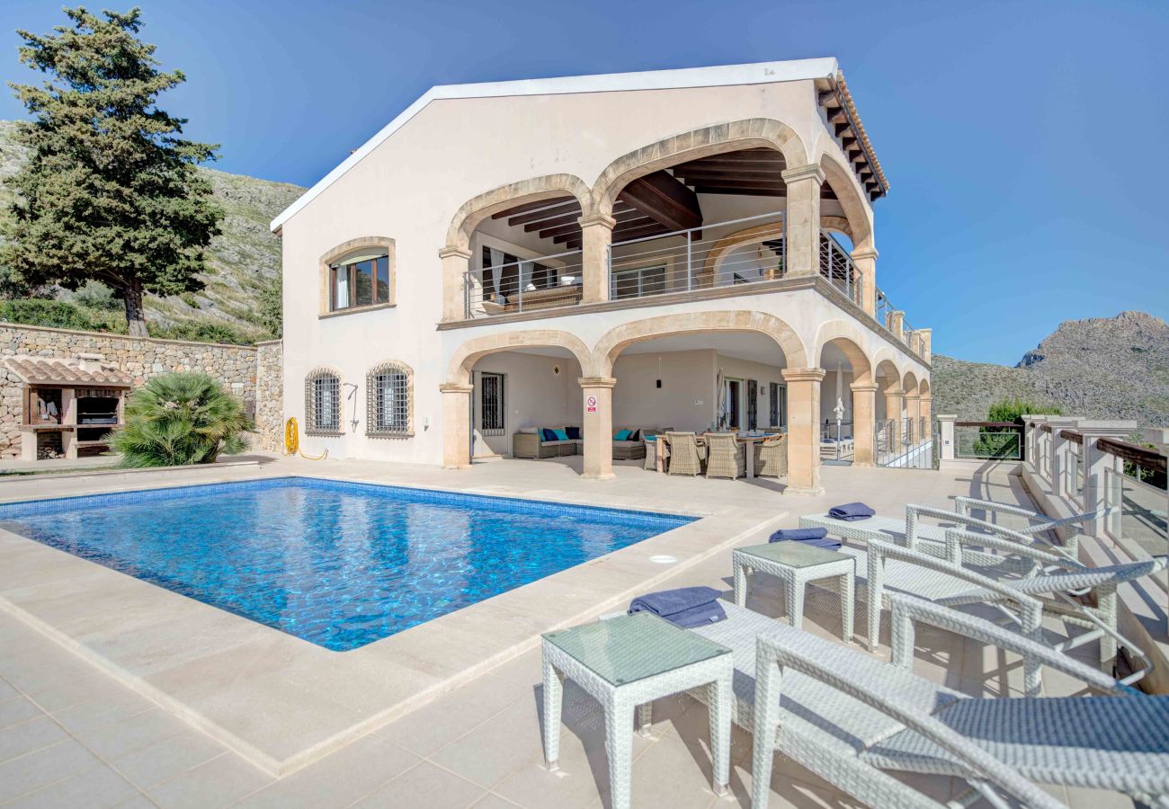 Villa en Port de Pollença - Villa de lujo con espectaculares vistas al mar