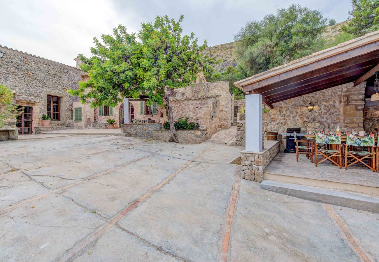 Landhaus in Pollensa - Renovierte Finca mit beheiztem Pool zwischen Pollensa und Puerto Pollensa