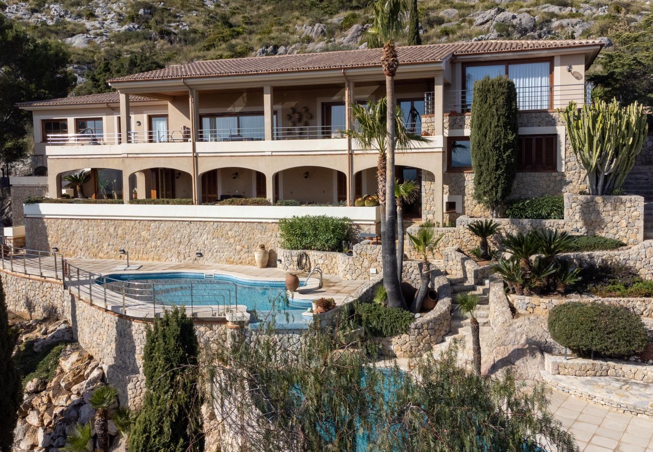 Chalet in Port de Pollença - Villa Ánforas en El Vilà