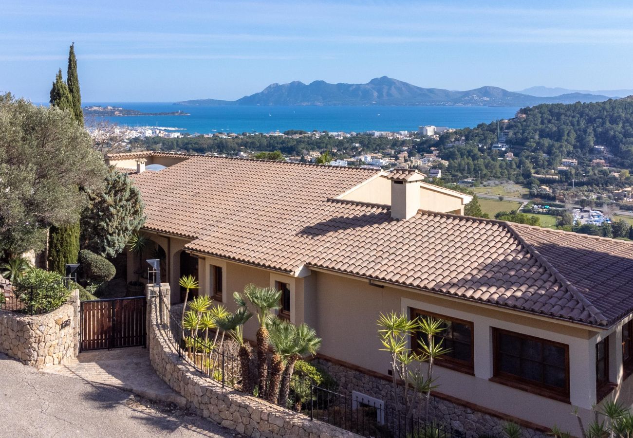 Chalet in Port de Pollença - Villa Ánforas en El Vilà